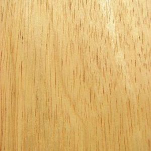 Bề mặt gỗ cao su với màu sắc sáng và vân gỗ tự nhiên